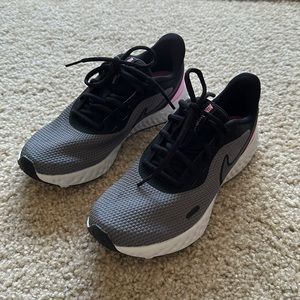 Nike woman shoes